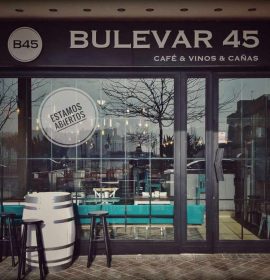 Bulevar 45 Café & Vinos & Cañas